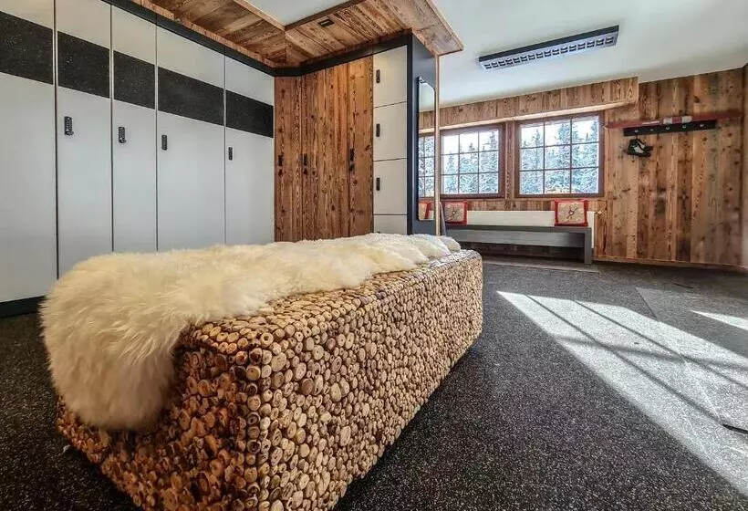 ホテル La Cambuse