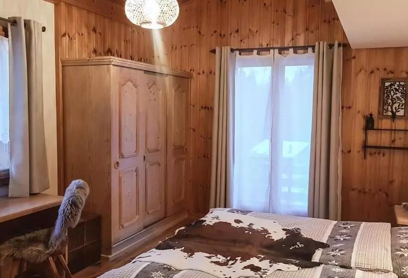 ホテル La Cambuse