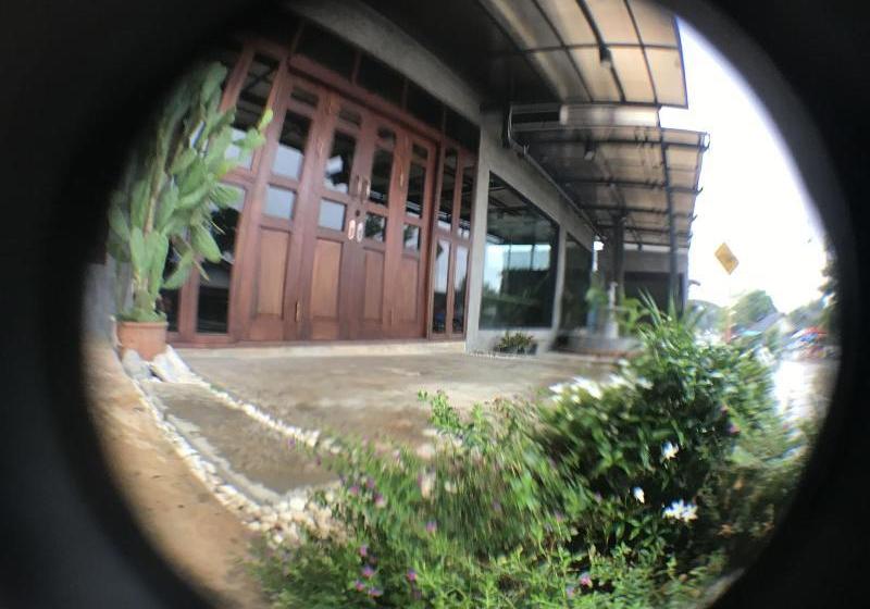 펜션 Baankhunlung No.121 Sangkhlaburi