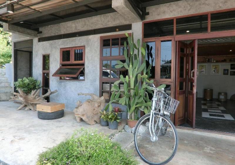 펜션 Baankhunlung No.121 Sangkhlaburi