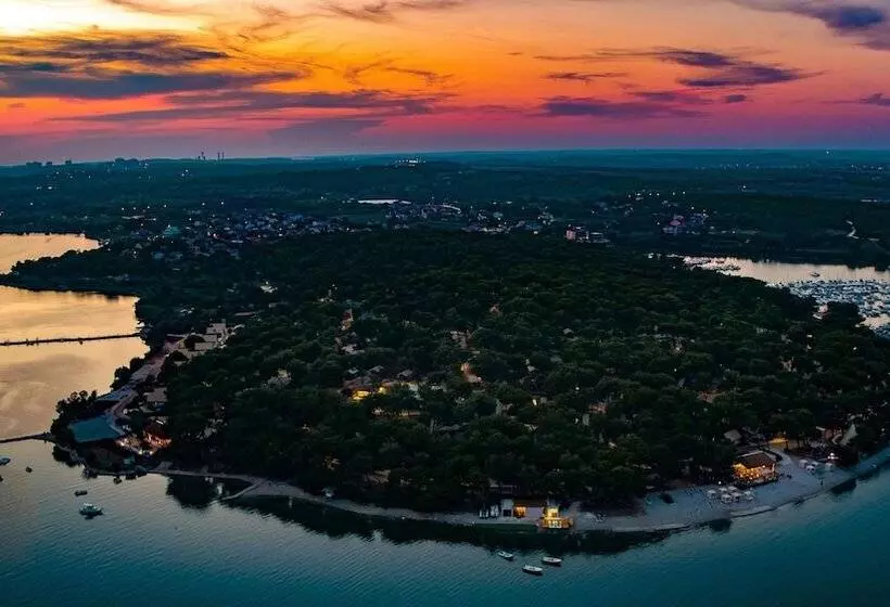 ホテル Arena One 99 Glamping