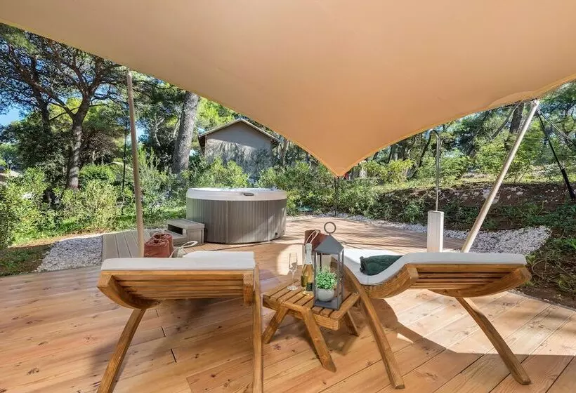 ホテル Arena One 99 Glamping