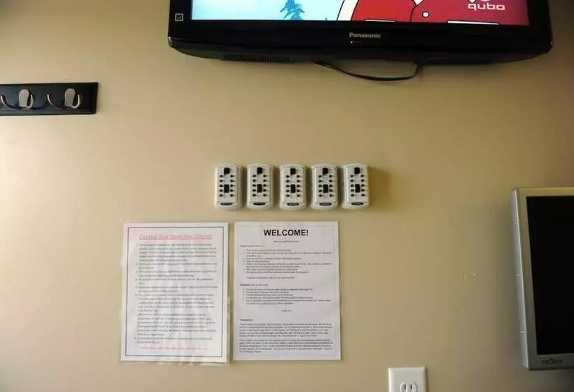 Hotelli Camelot Inn At Honeyville