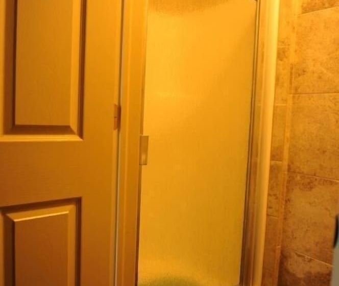 酒店 Camelot Inn At Honeyville