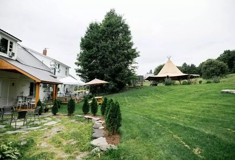 Hotelli Craftsbury Farmhouse
