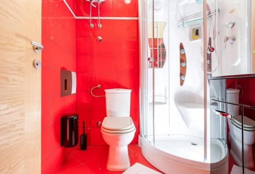 بنسيون Rooms Miron