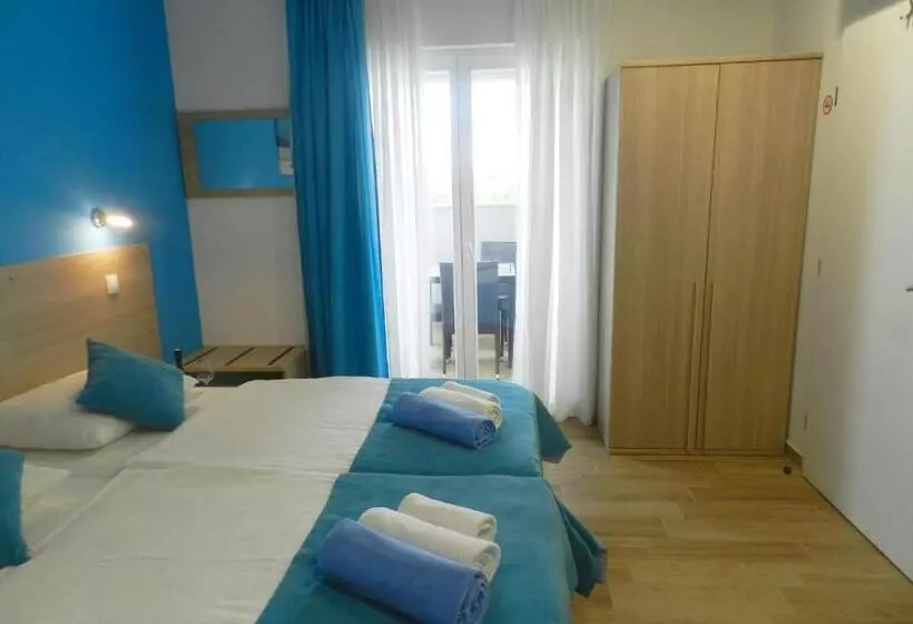 ペンション Yourcroatiaholiday   Villa With 6 Rooms