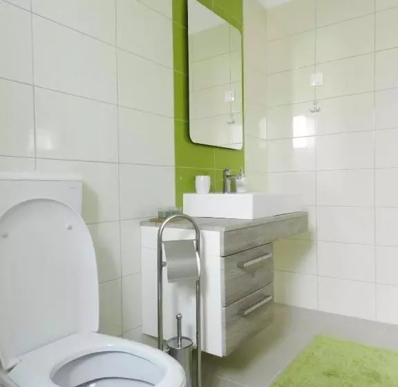 ペンション Yourcroatiaholiday   Villa With 6 Rooms