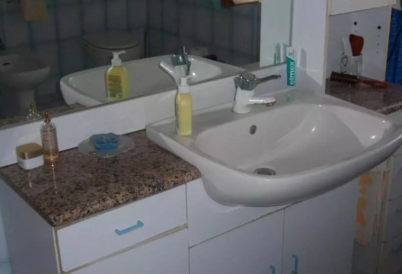 Hotelli Affittacamere Mariada