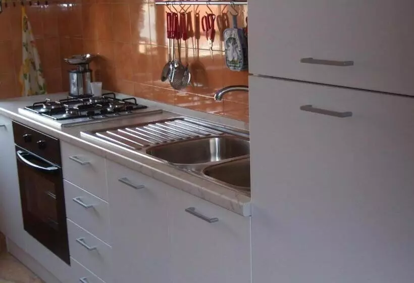 Hotelli Affittacamere Mariada