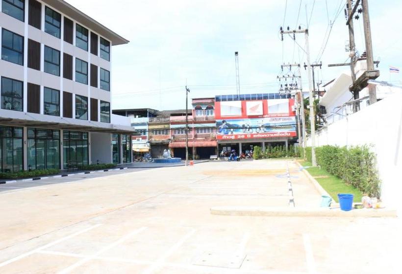 هتل Klongyai Center