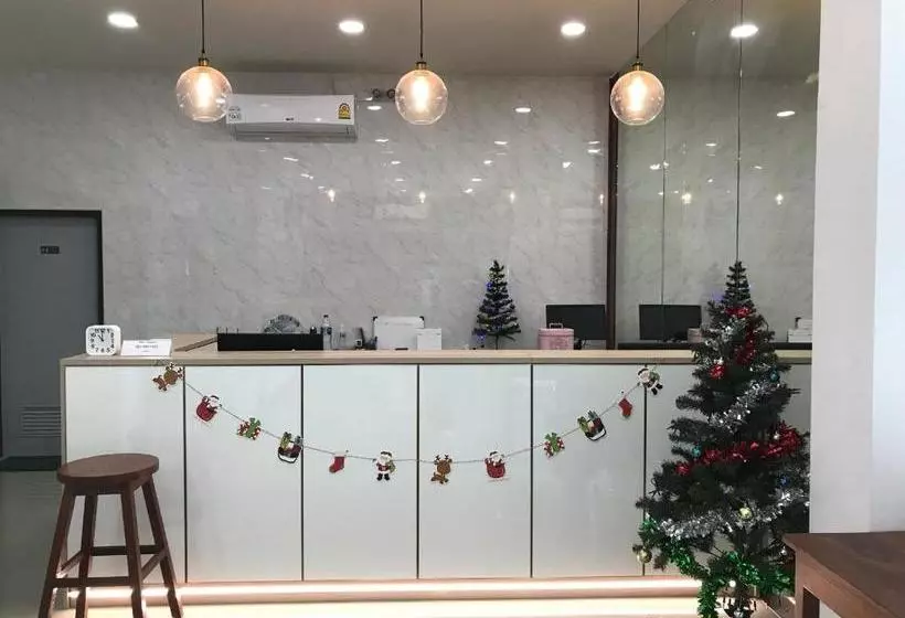 ホテル Klongyai Center