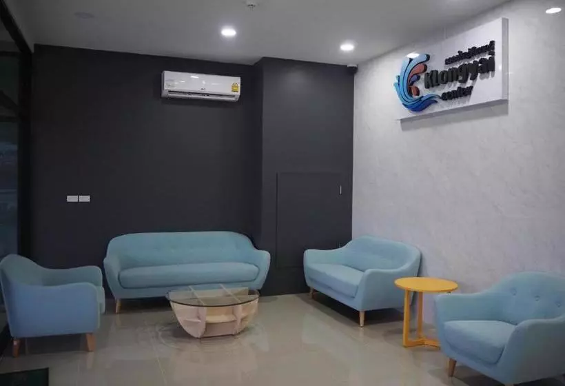 ホテル Klongyai Center