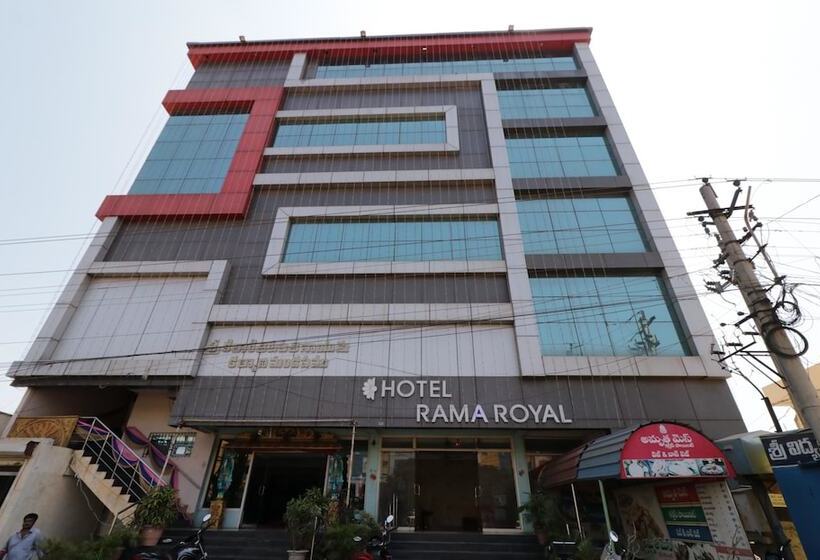 ホテル Rama Royal