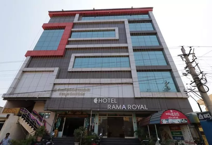ホテル Rama Royal
