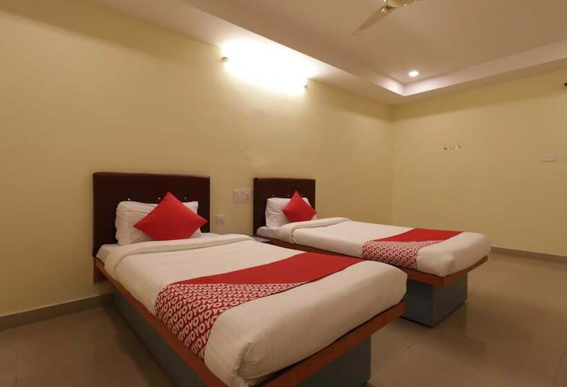 ホテル Rama Royal