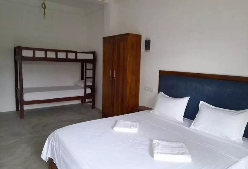 Hotelli Surf Gangs Arugambay