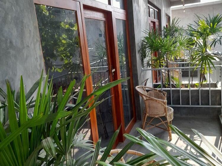 ホテル Surf Gangs Arugambay