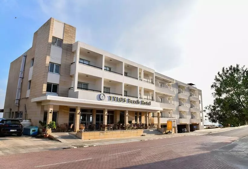 Hotelli Tylos Beach