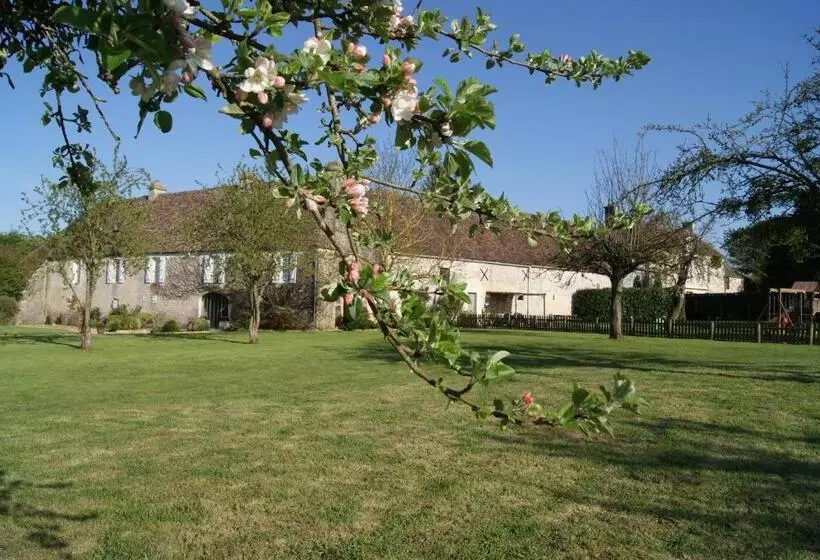 Manoir De La Pataudière B&b