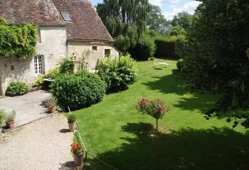 Manoir De La Pataudière B&b
