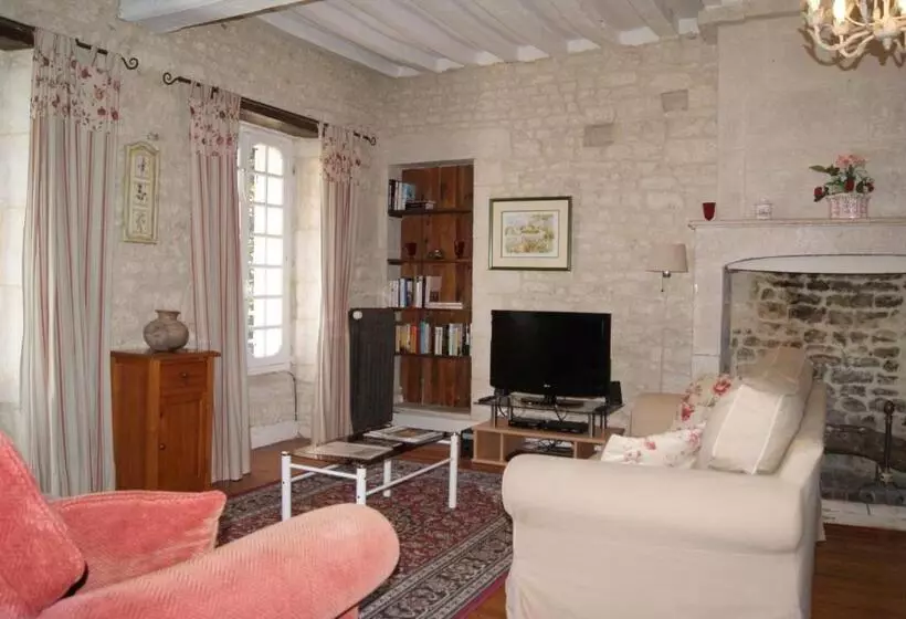 Manoir De La Pataudière B&b