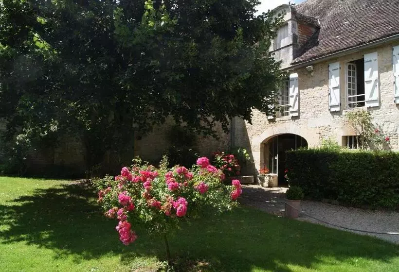 Manoir De La Pataudière B&b