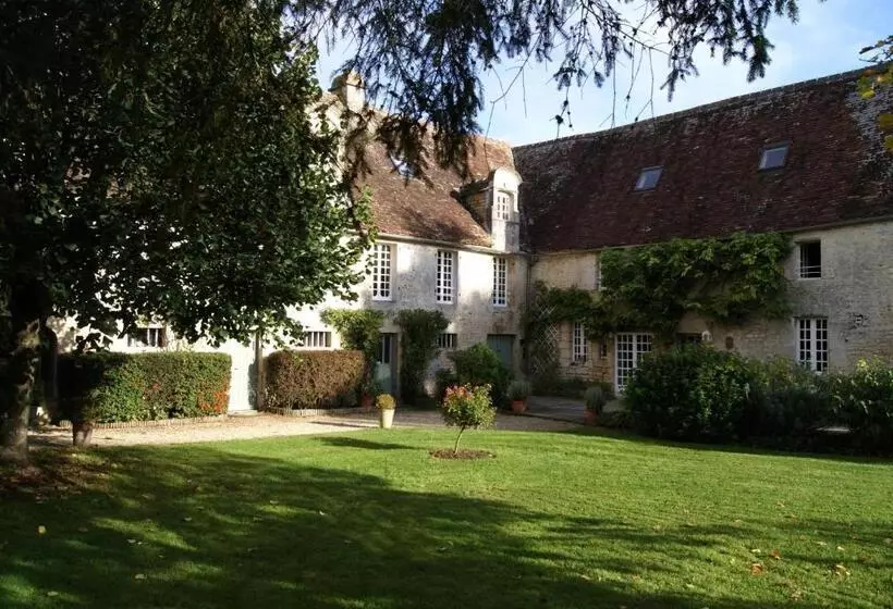 Manoir De La Pataudière B&b