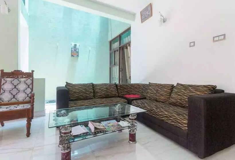 ペンション Imran Villa