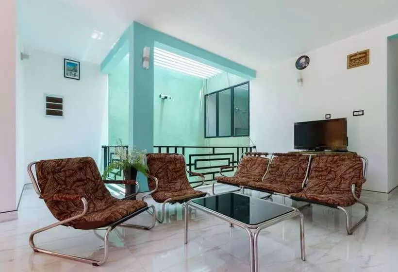 ペンション Imran Villa