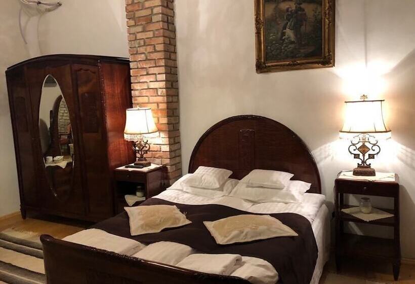 پانسیون Molnos Kuria