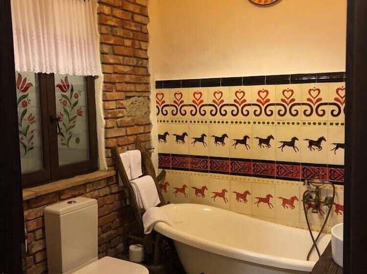 پانسیون Molnos Kuria