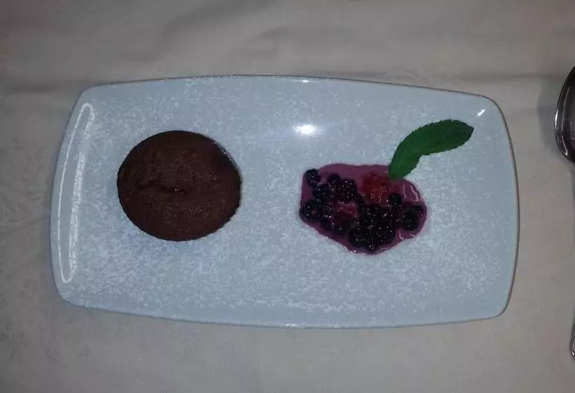 Retkeilymaja Osteria Anzonico