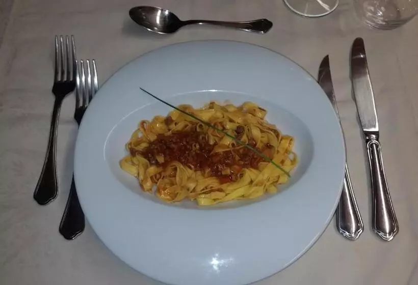 Retkeilymaja Osteria Anzonico