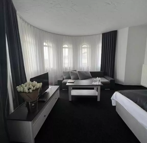 Hotelli Knyazhyi Dvir