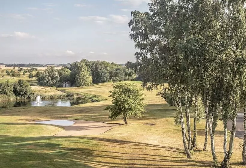 Hotelli Lydinge Resort
