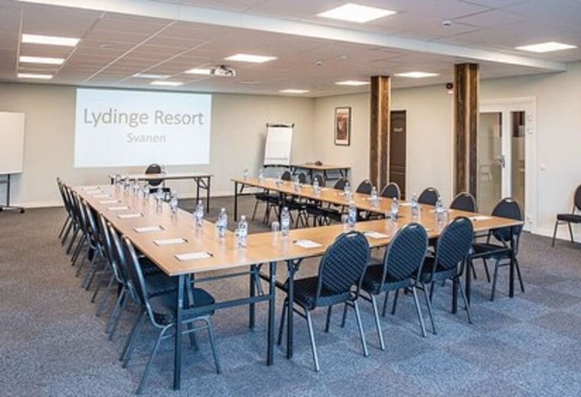 בית מלון כפרי Lydinge Resort