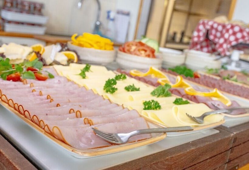 בית מלון כפרי Lydinge Resort