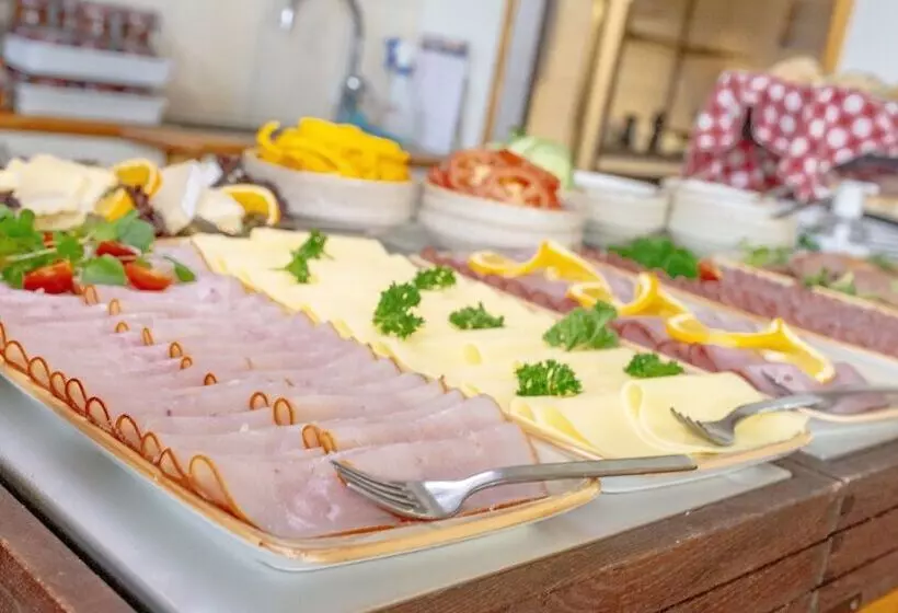 Hotelli Lydinge Resort