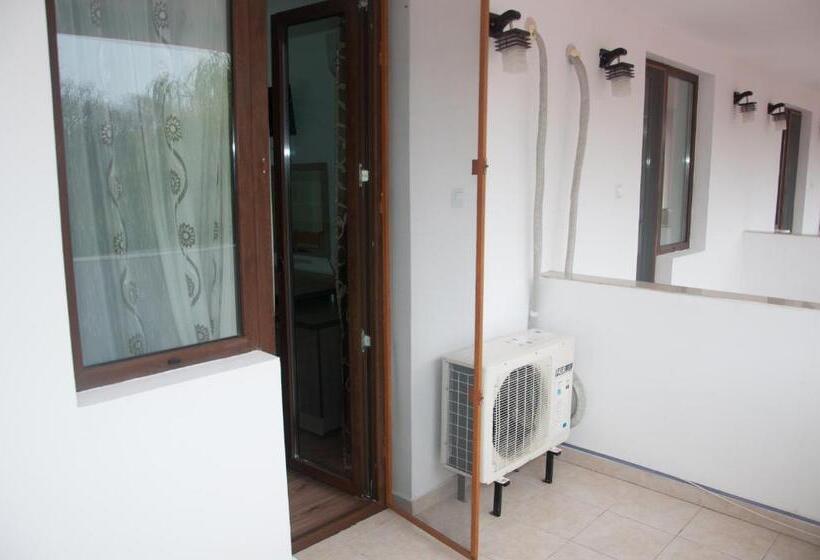 Отель Popasul Iancului