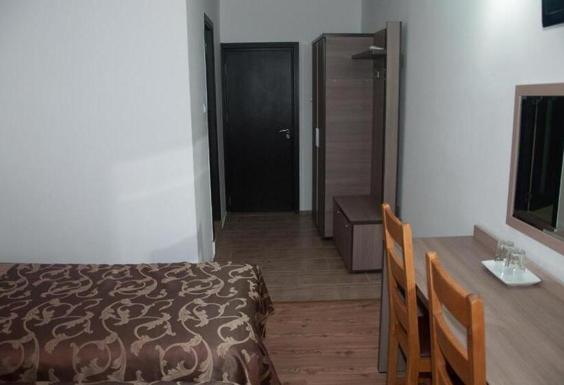 Отель Popasul Iancului