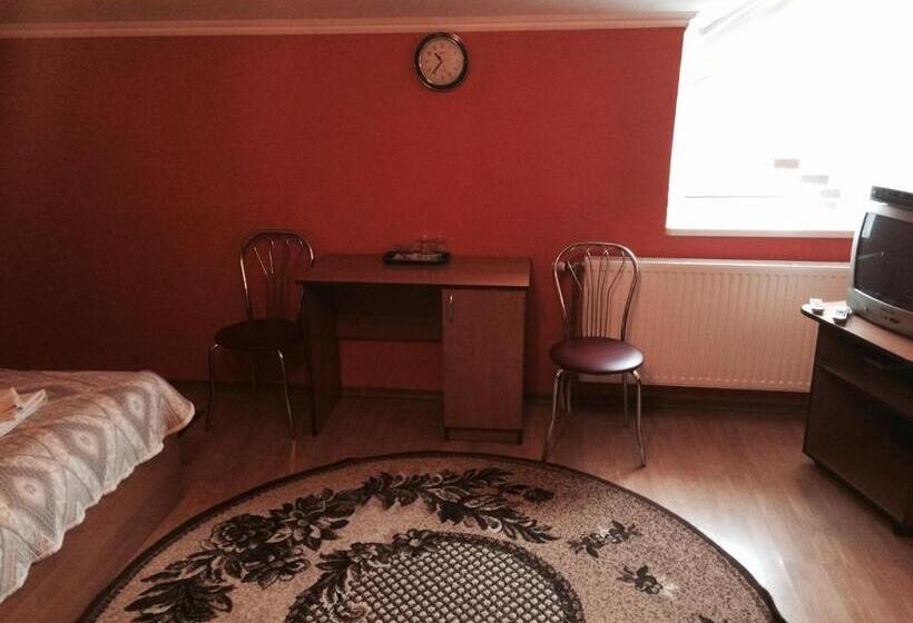 فندق Zoloti Vorota