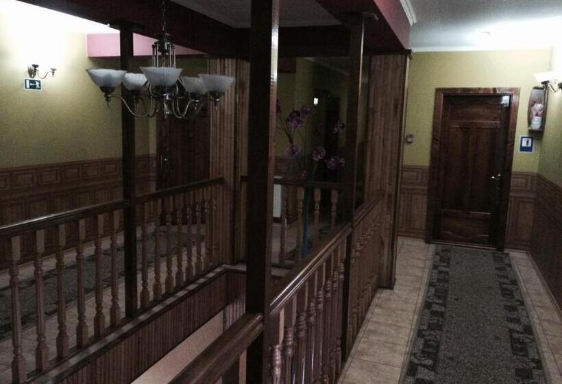 فندق Zoloti Vorota