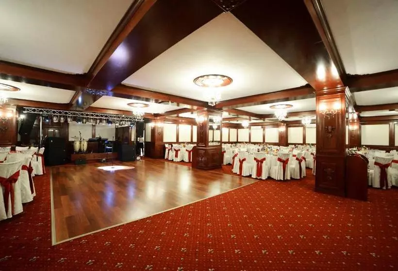 Pensiunea Crystal Ii