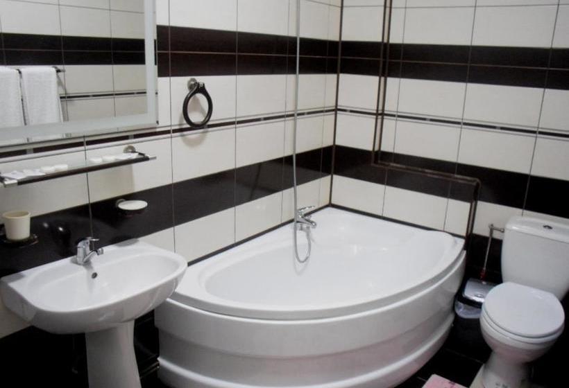 Pensiunea Crystal Ii