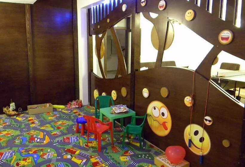 Pensiunea Smida Park