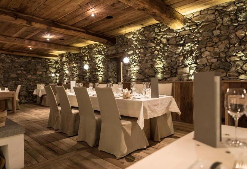 Relais & Châteaux In Lain Hotel Cadonau