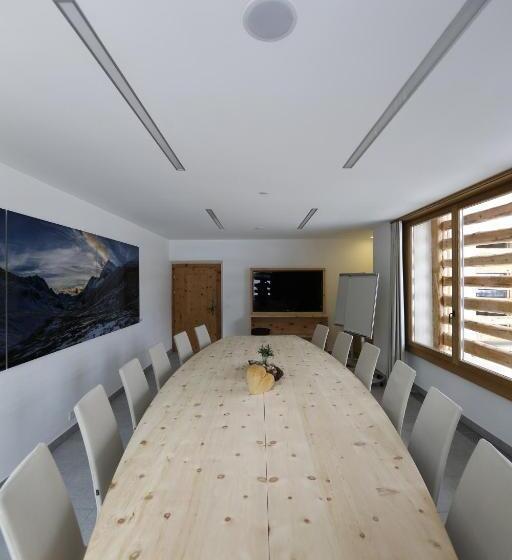 Relais & Châteaux In Lain Hotel Cadonau