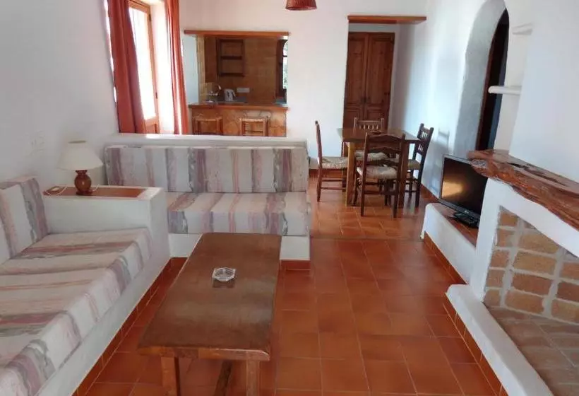 Apartamentos Los Pinares Benet