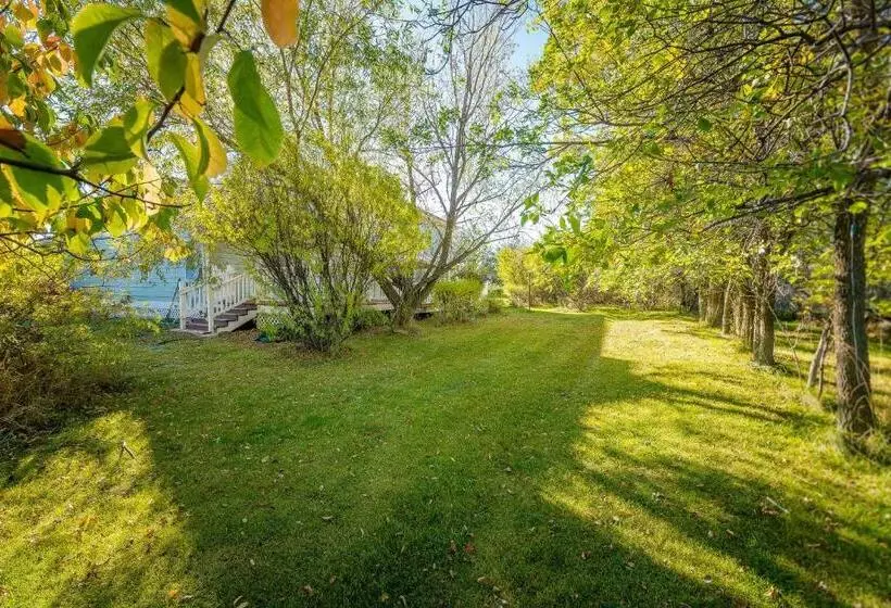 تختخواب و صبحانه Fox Hollow Inn